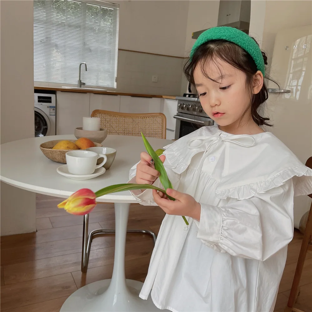 Spring cute girls turn-down collar white blouses Kids cotton casual Tops clothes 
Spring cute girls turn-down collar white blouses Kids cotton casual Tops clothes
