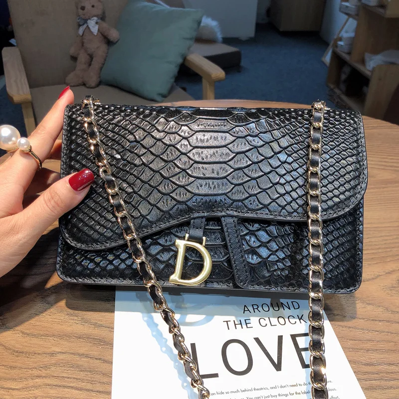 2023 New Small Shoulder Bag Genuine Leather Women Handbags Brand Design Chain Purse Luxury Alligator Snake Pattern Crossbody
2023 New Small Shoulder Bag Genuine Leather Women Handbags Brand Design Chain Purse Luxury Alligator Snake Pattern Crossbody