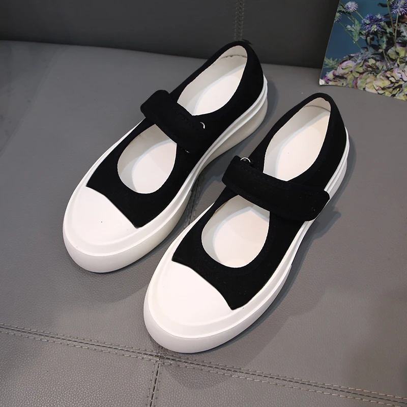 Shallow Mouth Single Shoes Spring and Autumn 2021 New Casual Platform Platform White Shoes Velcro Mary Jane Women's Shoes 
Shallow Mouth Single Shoes Spring and Autumn 2021 New Casual Platform Platform White Shoes Velcro Mary Jane Women's Shoes