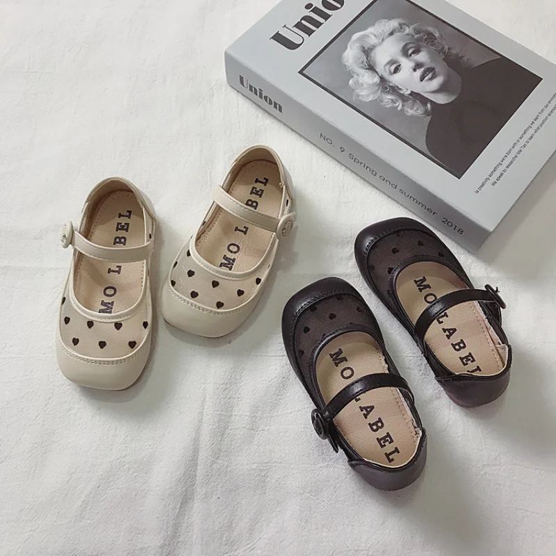 Little Girl Princess Shoes Spring Fashion Dot Mesh Girls' Small Single Shoes Tide Soft Sole Children's Square Head Leather Shoes 
Little Girl Princess Shoes Spring Fashion Dot Mesh Girls' Small Single Shoes Tide Soft Sole Children's Square Head Leather Shoes