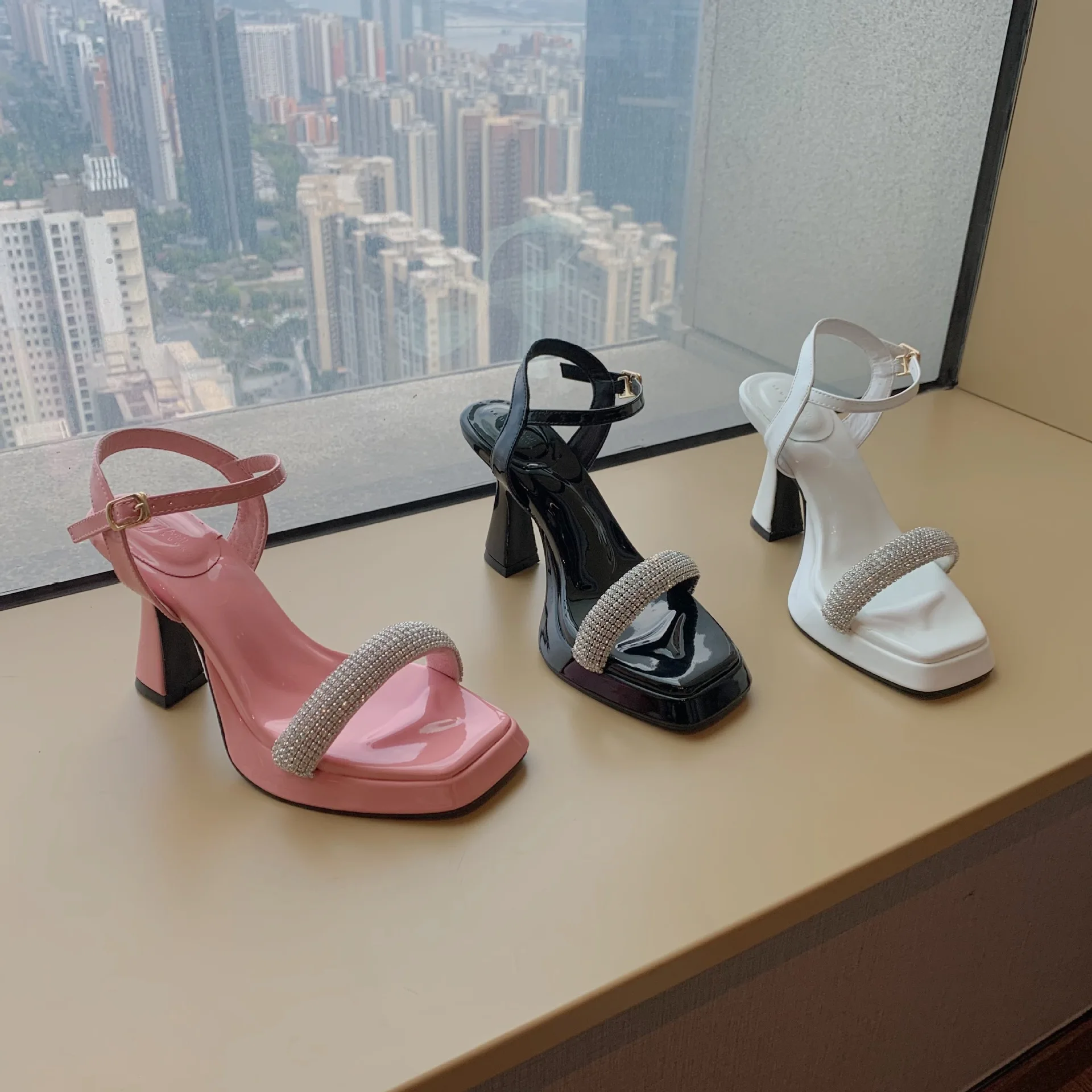 Comfort Shoes for Women 2022 Sandals High Heels Espadrilles Platform Suit Female Beige Buckle Strap New Sexy Summer High-heeled
Comfort Shoes for Women 2022 Sandals High Heels Espadrilles Platform Suit Female Beige Buckle Strap New Sexy Summer High-heeled