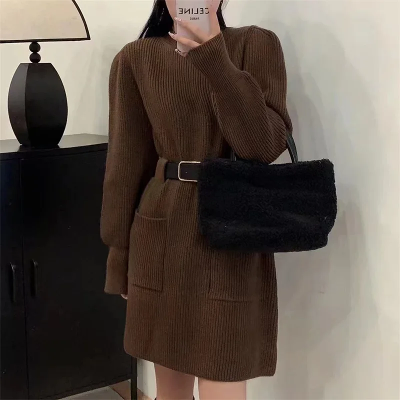 2023 Winter New Korean Style Slim Double Pocket Knitted Dress Women Sweater Soft Sticky Straight Sleeve Long Sweater for Women
2023 Winter New Korean Style Slim Double Pocket Knitted Dress Women Sweater Soft Sticky Straight Sleeve Long Sweater for Women