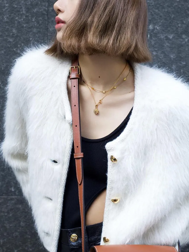 Women Wool Blends Knit Sweater Single Breasted Round Neck fashion Temperament Female Short Type Knitwear Cardigan
Women Wool Blends Knit Sweater Single Breasted Round Neck fashion Temperament Female Short Type Knitwear Cardigan