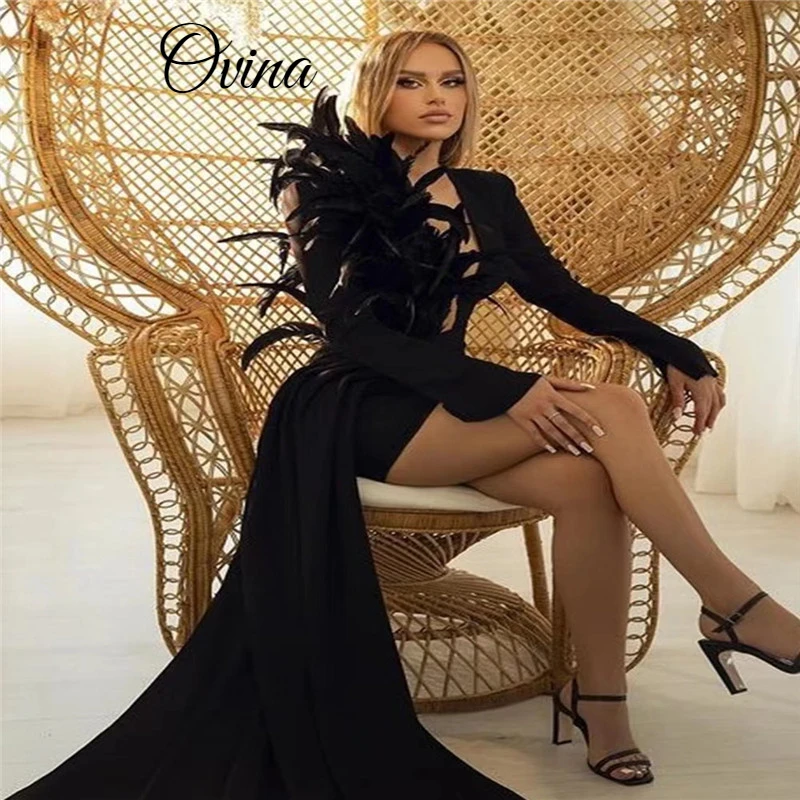 New 2023 Autumn And Winter Women's Black Velvet Long-Sleeved V-Neck Sheath Dress Design Fashion Feather Cocktail Dress Party
New 2023 Autumn And Winter Women's Black Velvet Long-Sleeved V-Neck Sheath Dress Design Fashion Feather Cocktail Dress Party