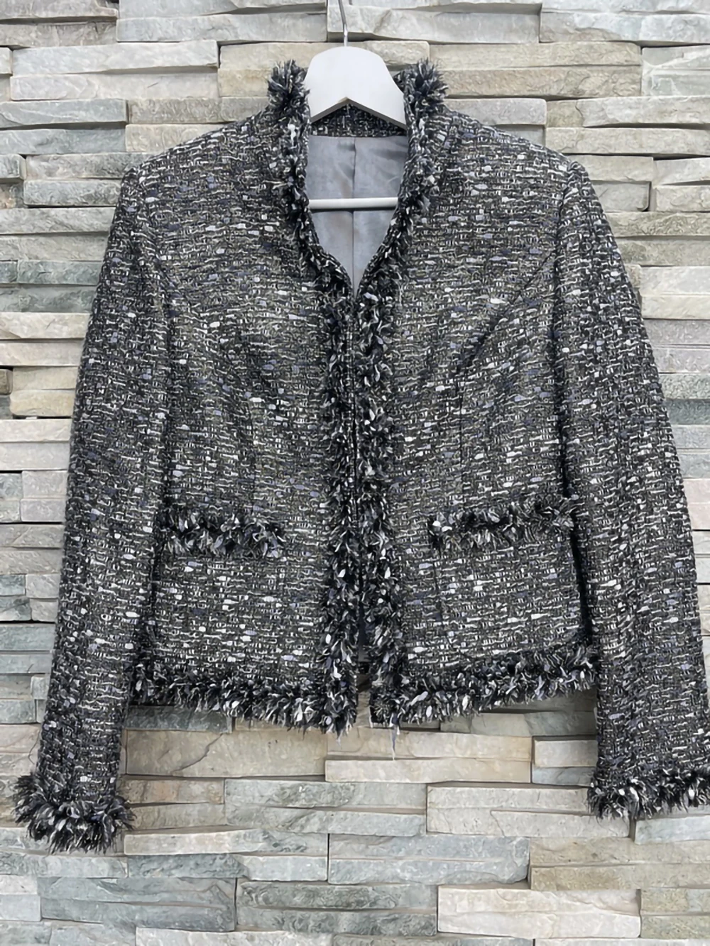 Ladies style tweed women short Jacket Women elegant jacket Female Fashion Jacket Woman Top
Ladies style tweed women short Jacket Women elegant jacket Female Fashion Jacket Woman Top