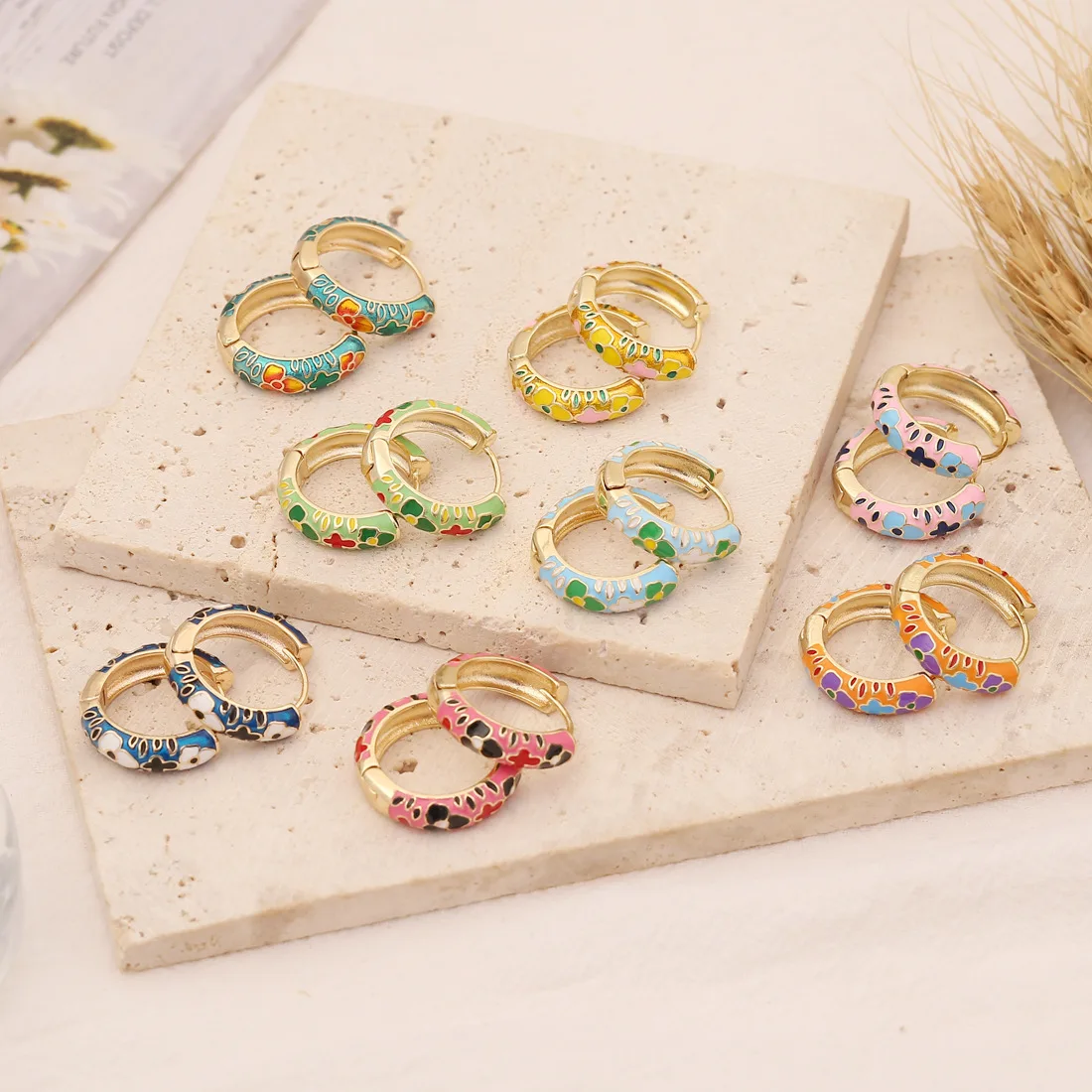 New Trendy Coloured Copper Small Shaped Earrings for Women Classic Enamel Charm Hoops Ear Party Jewellery Decoration
New Trendy Coloured Copper Small Shaped Earrings for Women Classic Enamel Charm Hoops Ear Party Jewellery Decoration