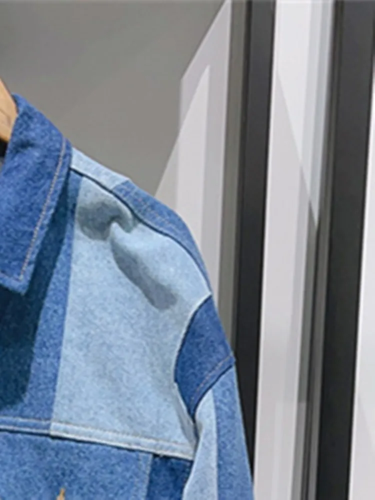 Women Color Patchwork Denim Coat Casual Turn-down Collar Vintage Long Sleeve Single Breasted 2023 New Female Short Jacket
Women Color Patchwork Denim Coat Casual Turn-down Collar Vintage Long Sleeve Single Breasted 2023 New Female Short Jacket