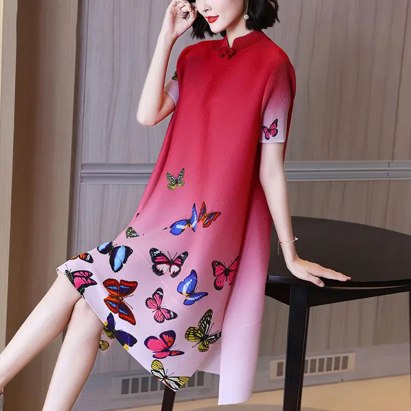 Dress Improvement version of the fashion gradient cheongsam dress 2021 summer Chinese wind butterfly print loose pleated dress
Dress Improvement version of the fashion gradient cheongsam dress 2021 summer Chinese wind butterfly print loose pleated dress