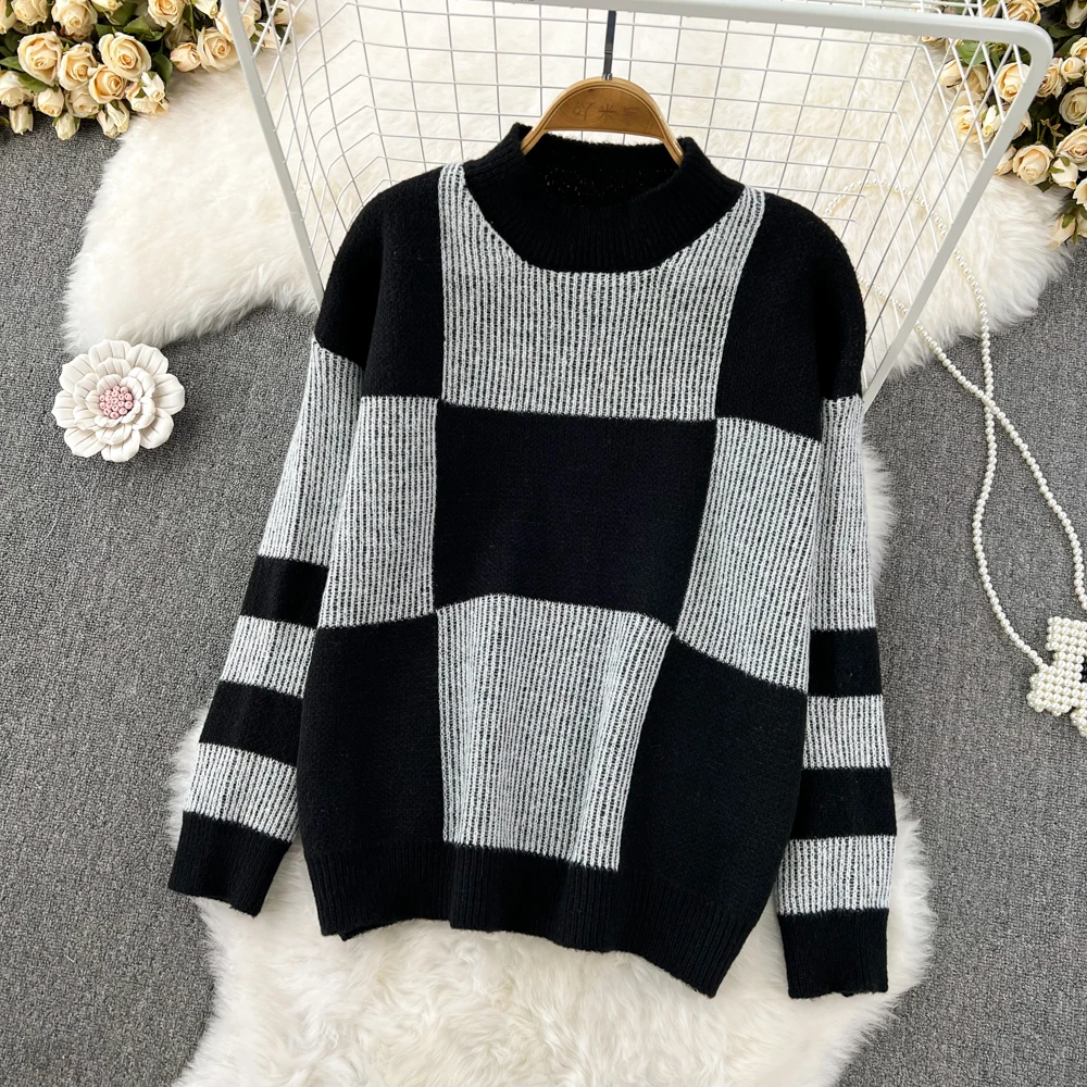 SuperAen Fall Winter 2022 Vintage Style Stand Up Collar Loose Plaid Sweater Casual Long-sleeved Sweater Top for Women
SuperAen Fall Winter 2022 Vintage Style Stand Up Collar Loose Plaid Sweater Casual Long-sleeved Sweater Top for Women