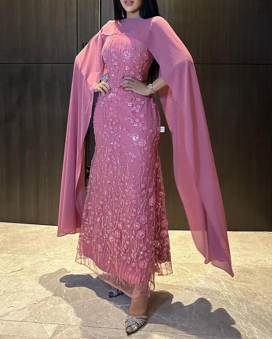 Vintage Lace Prom Dresses with Shawl Formal Occasion Dresses Beaded Flowers Strapless Ankle Length Women's Evening Dress
Vintage Lace Prom Dresses with Shawl Formal Occasion Dresses Beaded Flowers Strapless Ankle Length Women's Evening Dress