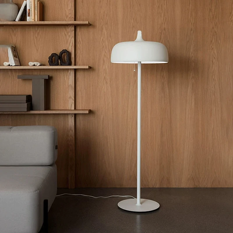 

Минималистичная креативная светодиодная Напольная Лампа в скандинавском стиле, Современный домашний декор для гостиной, дивана, угловая Вертикальная прикроватная лампа для спальни, кабинета