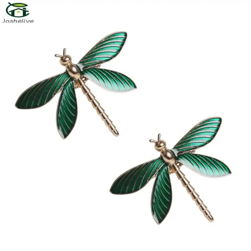 Капающее кольцо для салфеток, красивая стрекоза, функциональное декоративное украшение для отеля, капающая стрекоза, элегантное свадебное украшение
Капающее кольцо для салфеток, красивая стрекоза, функциональное декоративное украшение для отеля, капающая стрекоза, элегантное свадебное украшение