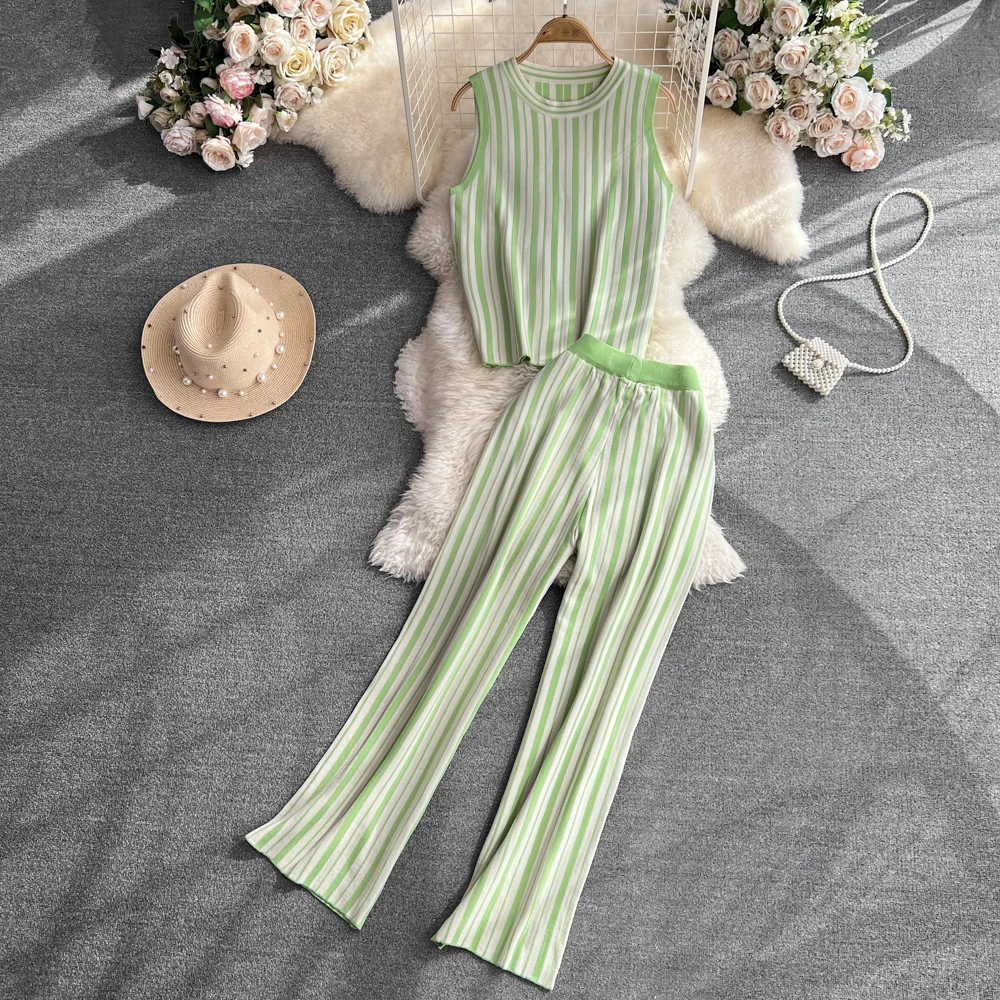 Women Stripe Two Pieces Sleeveless O-neck Tshirt Sets Chic Tshirt Crop Top and Fashion Hotsweet High Waist Wide Leg Pant Sets
Women Stripe Two Pieces Sleeveless O-neck Tshirt Sets Chic Tshirt Crop Top and Fashion Hotsweet High Waist Wide Leg Pant Sets
