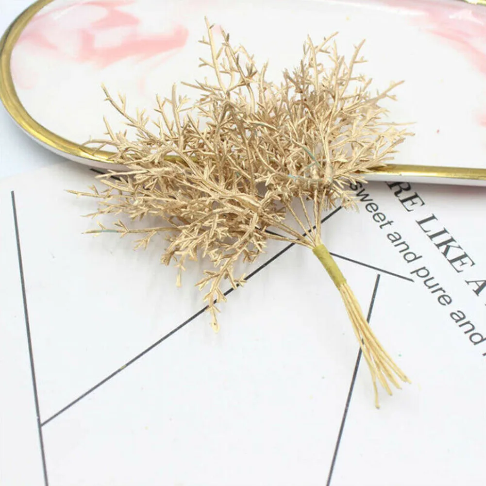 10pcs/Bundle Artificial Flower Gold/ Silver Pine Leaves Branch Plant Grass Xmas Wreath Decor Vase Decorative Plants
10pcs/Bundle Artificial Flower Gold/ Silver Pine Leaves Branch Plant Grass Xmas Wreath Decor Vase Decorative Plants