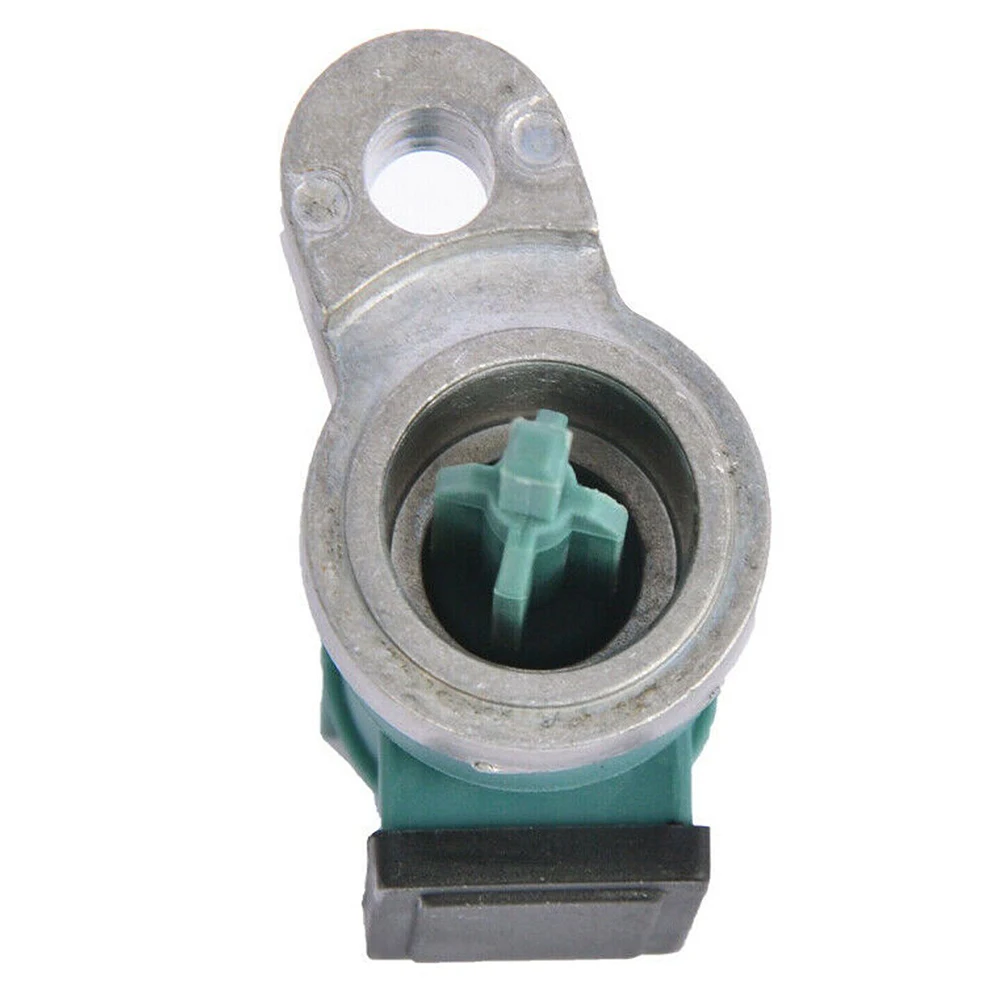 Speed Pulse Sensor For Defender YBE100530 Automobiles Tranducer Speed Sensor Auto Replacement Parts
Speed Pulse Sensor For Defender YBE100530 Automobiles Tranducer Speed Sensor Auto Replacement Parts