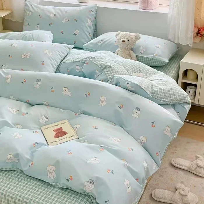 Комплект постельного белья из хлопка 4 шт.
Комплект постельного белья из хлопка 4 шт.