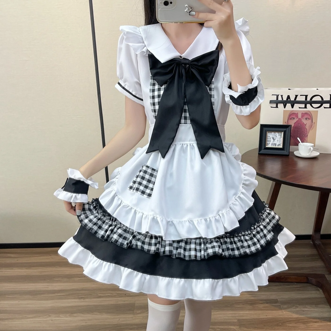 Japanese campus cosplay restaurant maid Lolita dress sexy role-playing uniform 
Japanese campus cosplay restaurant maid Lolita dress sexy role-playing uniform