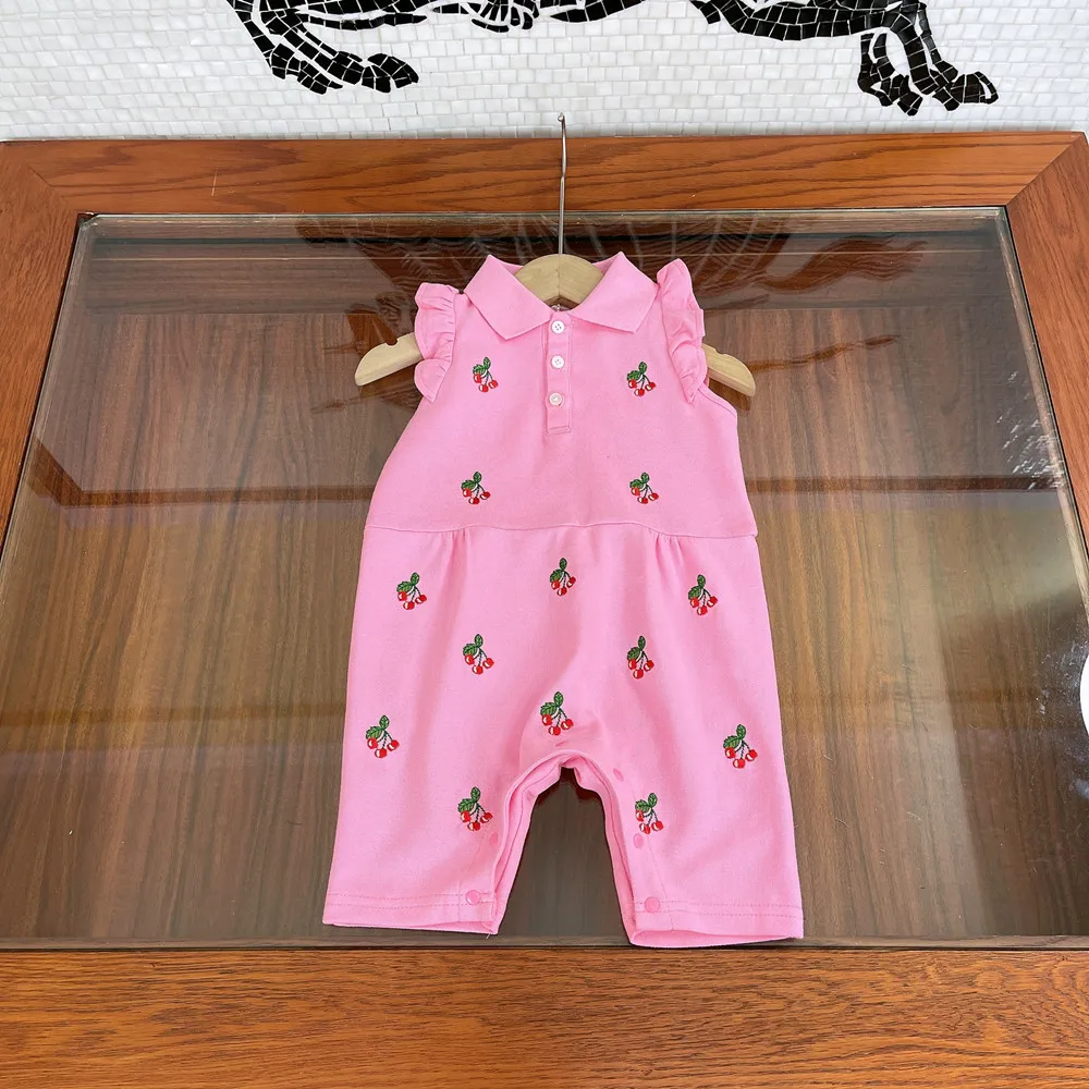 Женский розовый комбинезон, маленький хлопковый комбинезон без рукавов с вышивкой вишни
Женский розовый комбинезон, маленький хлопковый комбинезон без рукавов с вышивкой вишни