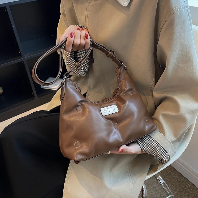 Luxury Fashion Space Pad Cotton Women Shoulder Bags Winter Nylon Padded Quilted Shopper Female Casual Crossbody Handbags
Luxury Fashion Space Pad Cotton Women Shoulder Bags Winter Nylon Padded Quilted Shopper Female Casual Crossbody Handbags