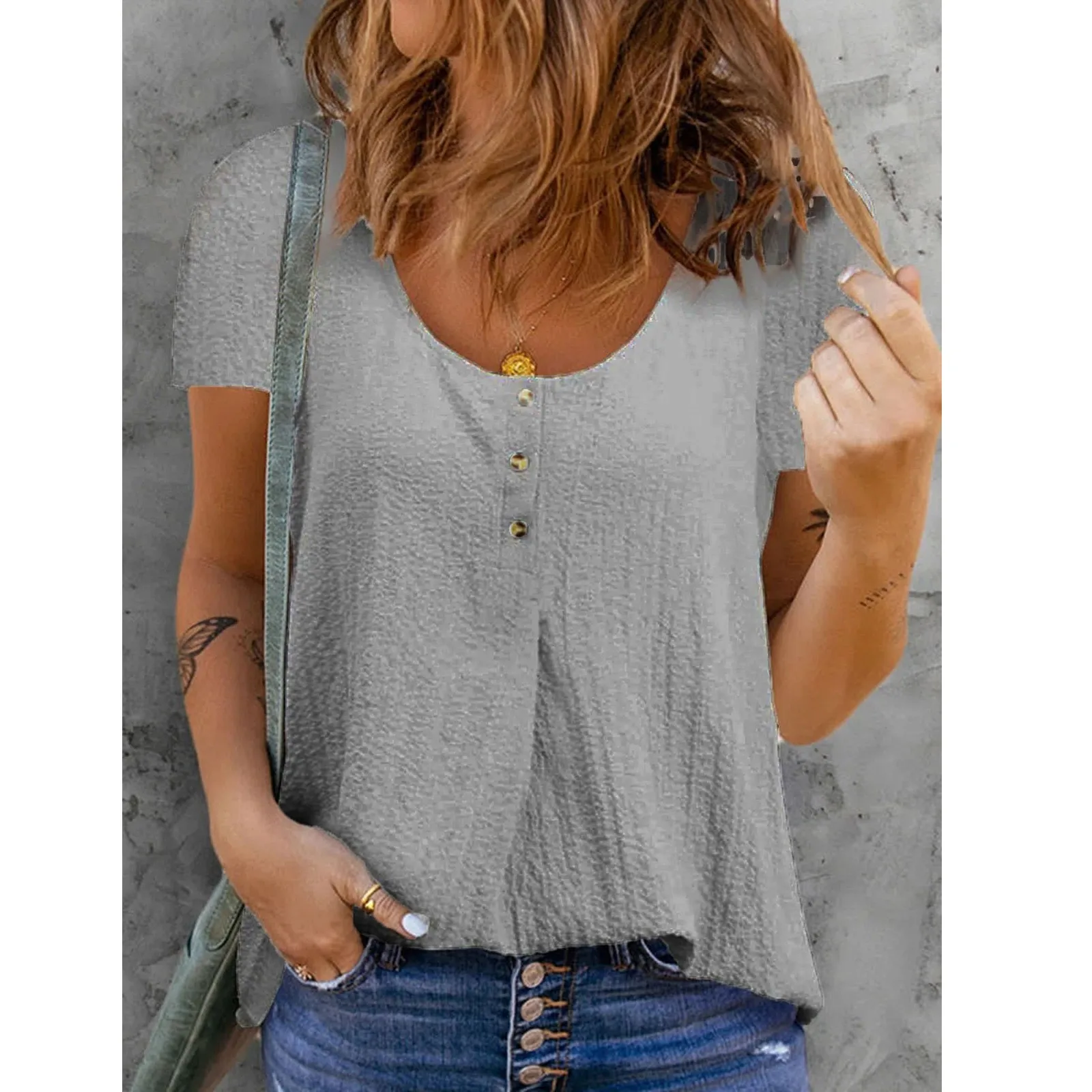 Women Simple T-shirts Summer Casual Short Sleeve O Collar Tee Female Solid Color Button Blouse Tops Ladies Clothing
Women Simple T-shirts Summer Casual Short Sleeve O Collar Tee Female Solid Color Button Blouse Tops Ladies Clothing