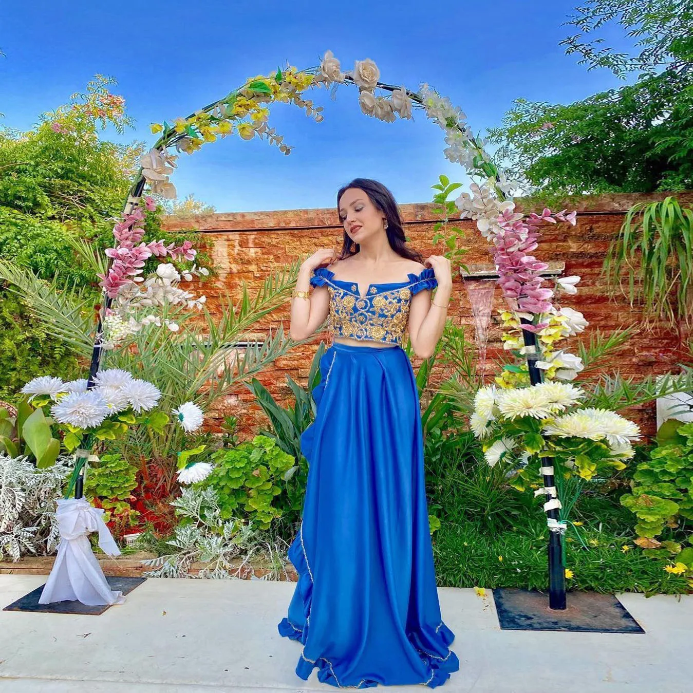 Blue Fashion Elegant Algeria Caftan Evening Dress Off The Shoulder Floor Length Applique Prom Dress Photography Custom Made
Blue Fashion Elegant Algeria Caftan Evening Dress Off The Shoulder Floor Length Applique Prom Dress Photography Custom Made