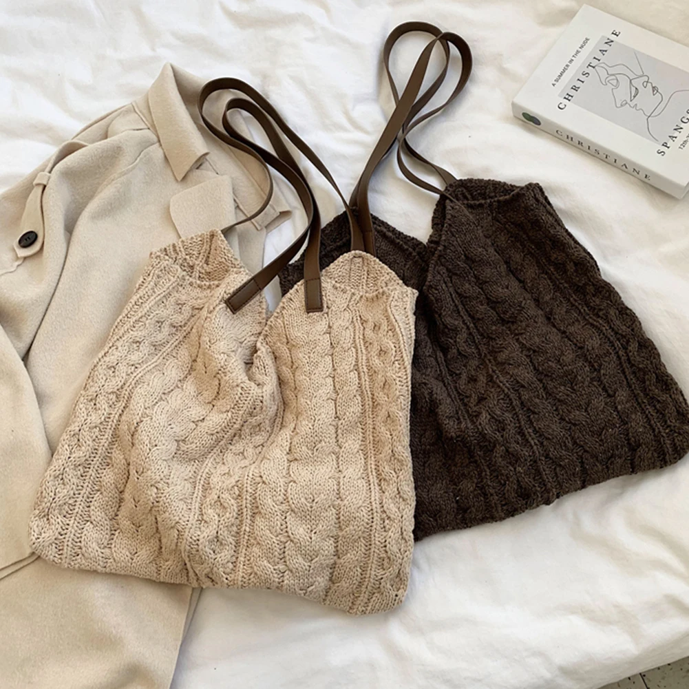 Vintage Shoulder Bag Women Knitted Winter Solid Color Shoulder Underarm Bag Daily Purse Handbag for Shopping Travel
Vintage Shoulder Bag Women Knitted Winter Solid Color Shoulder Underarm Bag Daily Purse Handbag for Shopping Travel
