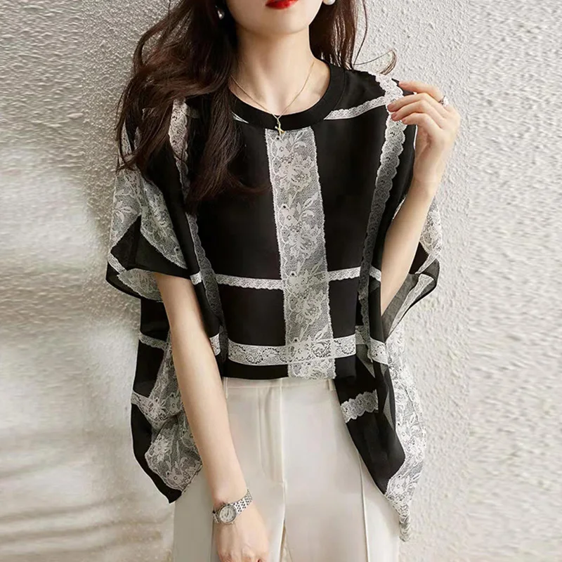 Big Size 44 ~ 88 Sky Sky cool summer flower pattern French style geometric pattern black color shisluan loose fitted chiffon blo
Big Size 44 ~ 88 Sky Sky cool summer flower pattern French style geometric pattern black color shisluan loose fitted chiffon blo