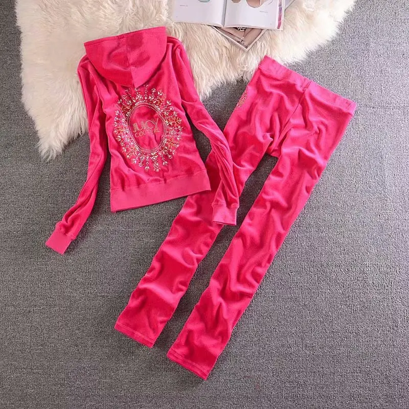2022 Women's Velvet Spring/Fall Fabric Tracksuits Velour Suit Hoodies Zipper Sweatshirt And Pants Fat Sister Sportswear
2022 Women's Velvet Spring/Fall Fabric Tracksuits Velour Suit Hoodies Zipper Sweatshirt And Pants Fat Sister Sportswear
