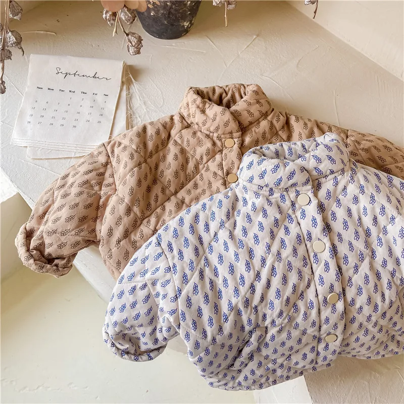 Верхняя одежда, зимние пальто, Детские стеганые пальто унисекс, утепленные хлопковые пальто с принтом для малышей в Корейском стиле, новинка 2022
Верхняя одежда, зимние пальто, Детские стеганые пальто унисекс, утепленные хлопковые пальто с принтом для малышей в Корейском стиле, новинка 2022
