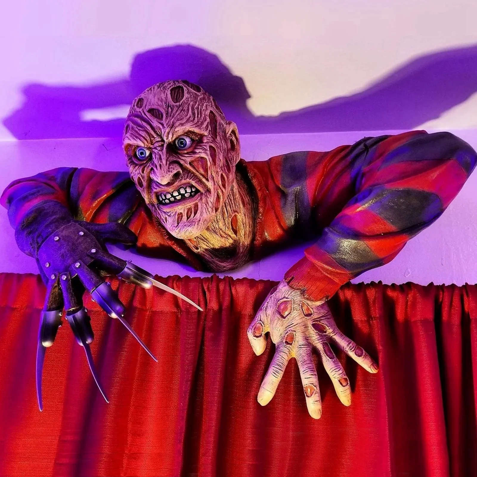 Nightmare Freddy Krueger Tomb Walker Wall Hanging Resin Crafts Halloween Horror Dolls Spooky Ambiance Party Holiday Decoration
Nightmare Freddy Krueger Tomb Walker Wall Hanging Resin Crafts Halloween Horror Dolls Spooky Ambiance Party Holiday Decoration