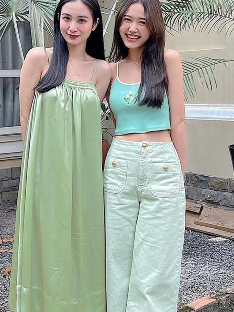 Zach AiIsa Spring New Retro Fashion Versatile Buttoned Wide Leg and Ankle Casual Pocket Straight High Waist Wide Leg Jeans
Zach AiIsa Spring New Retro Fashion Versatile Buttoned Wide Leg and Ankle Casual Pocket Straight High Waist Wide Leg Jeans