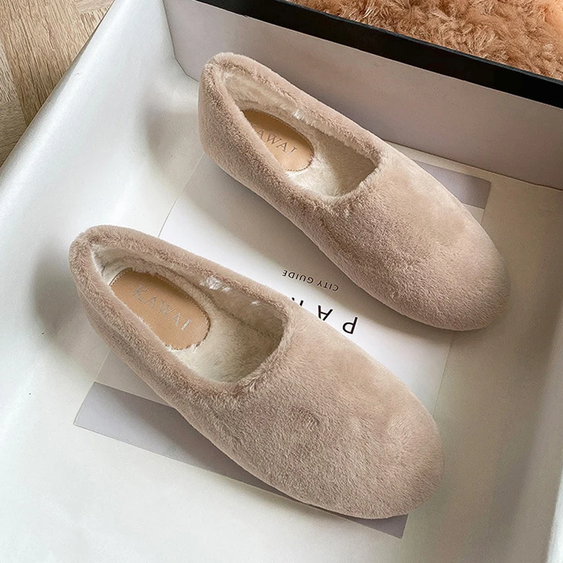 

Winter White Wool Fur Shoes Woman Soft Fluffy Flats Home Warm Plush Cotton Loafers Fleece Lambswool Moccasins Femmes Furry Boots