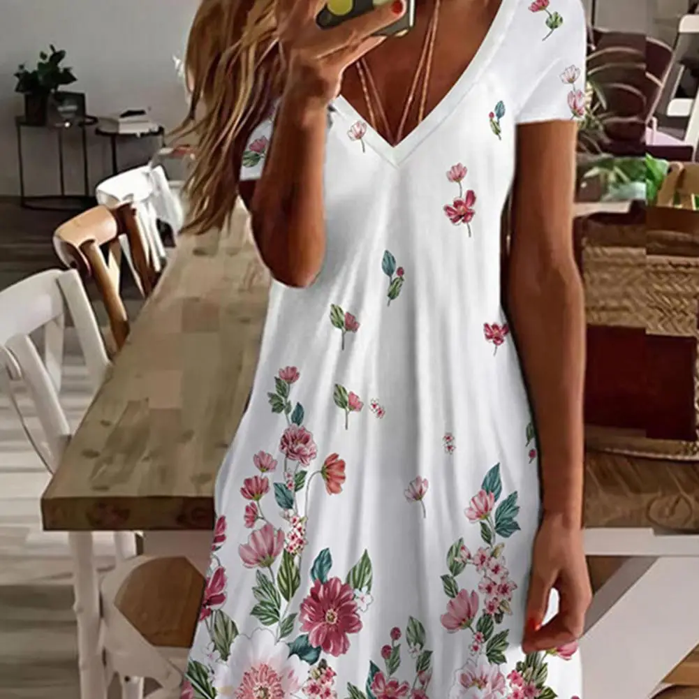 Легкое популярное летнее платье до колен, красочное женское платье, милая одежда 
Легкое популярное летнее платье до колен, красочное женское платье, милая одежда