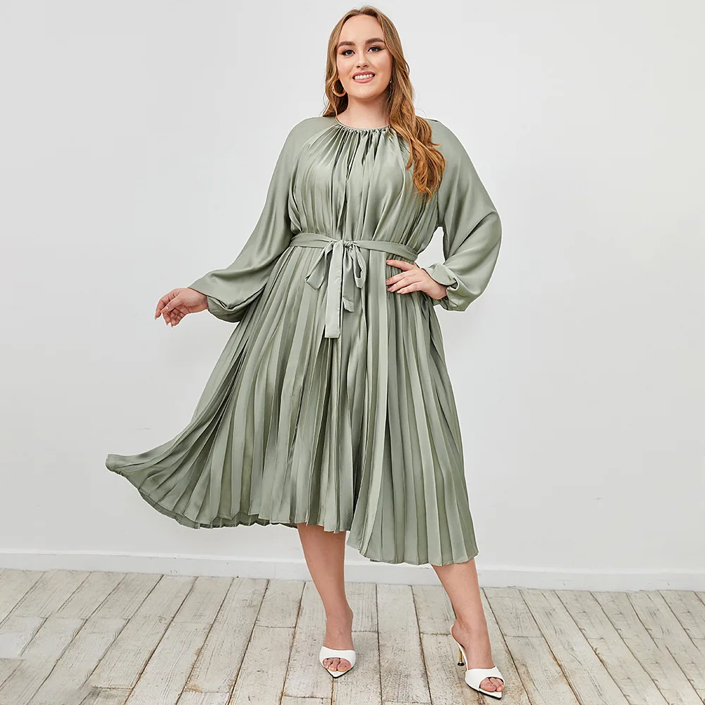 Plus size women's dress spring and autumn new solid color round neck temperament elegant pleated skirt back lace dress
Plus size women's dress spring and autumn new solid color round neck temperament elegant pleated skirt back lace dress