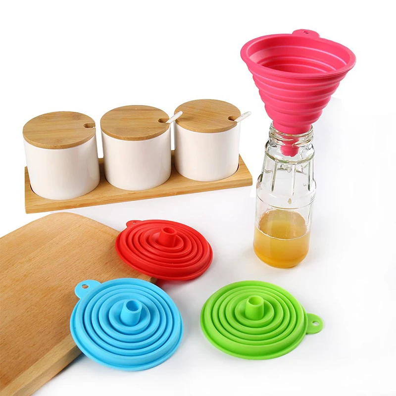 1pcs Mini Foldable Funnel Silicone Collapsible Funnel Folding Portable Funnels Be Hung Household Liquid Dispensing Kitchen Tools
1pcs Mini Foldable Funnel Silicone Collapsible Funnel Folding Portable Funnels Be Hung Household Liquid Dispensing Kitchen Tools
