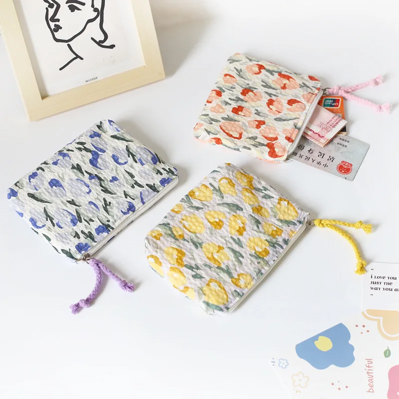 Women Girl Tulips Lovely Broken Flowers Printing Mini Portable Bags Fashion Coin Purse Card Holder Wallet Key Pouch Make Up Bag
Women Girl Tulips Lovely Broken Flowers Printing Mini Portable Bags Fashion Coin Purse Card Holder Wallet Key Pouch Make Up Bag