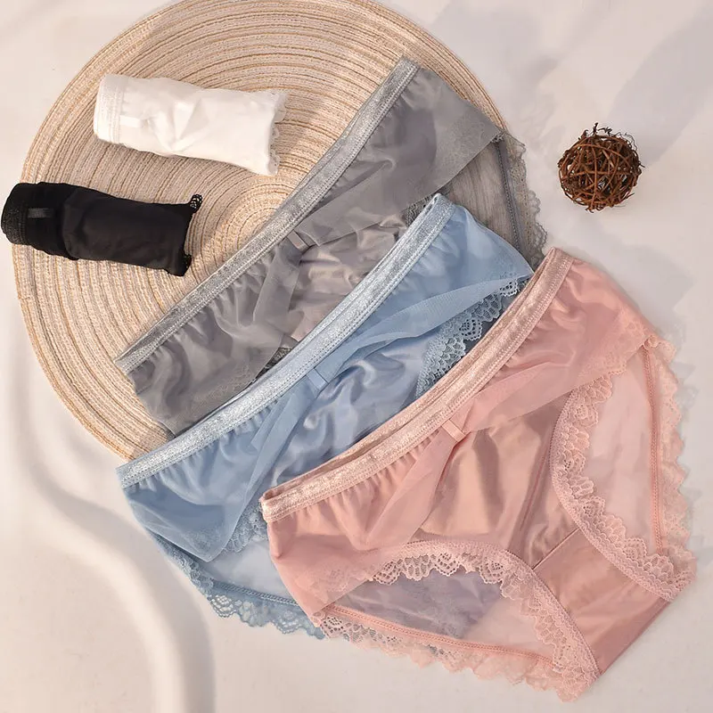 New Summer European And American Sexy Traceless Hollow Breathable Mesh Cotton Triangle Underpant For Women Shorts Middle-Waisted
New Summer European And American Sexy Traceless Hollow Breathable Mesh Cotton Triangle Underpant For Women Shorts Middle-Waisted