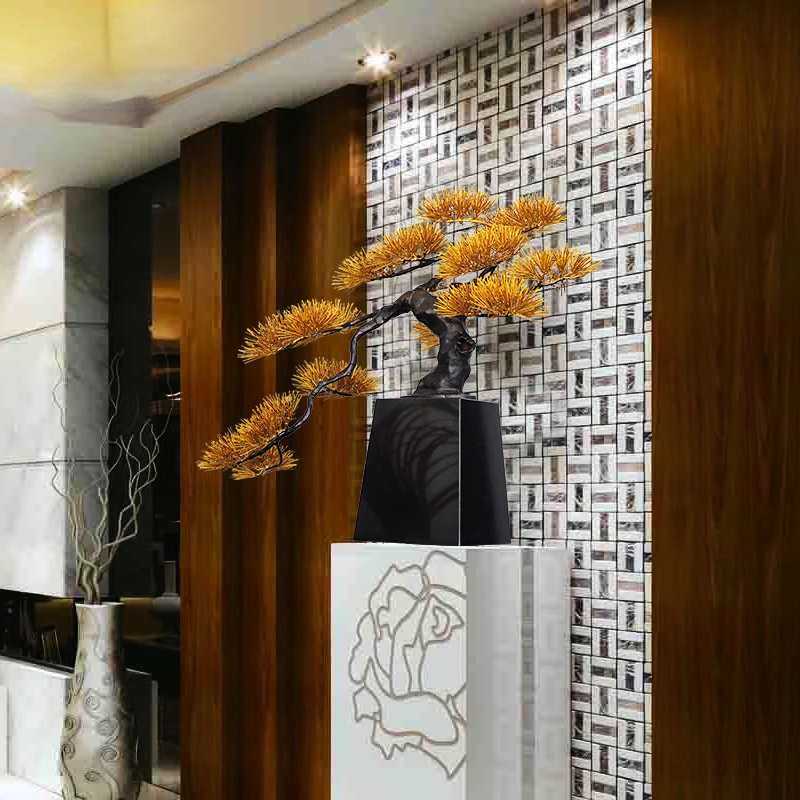 New Chinese welcome pine simulation ornaments, iron sculpture, metal crafts, hotel lobby, sales office, hall, landscape tree
New Chinese welcome pine simulation ornaments, iron sculpture, metal crafts, hotel lobby, sales office, hall, landscape tree