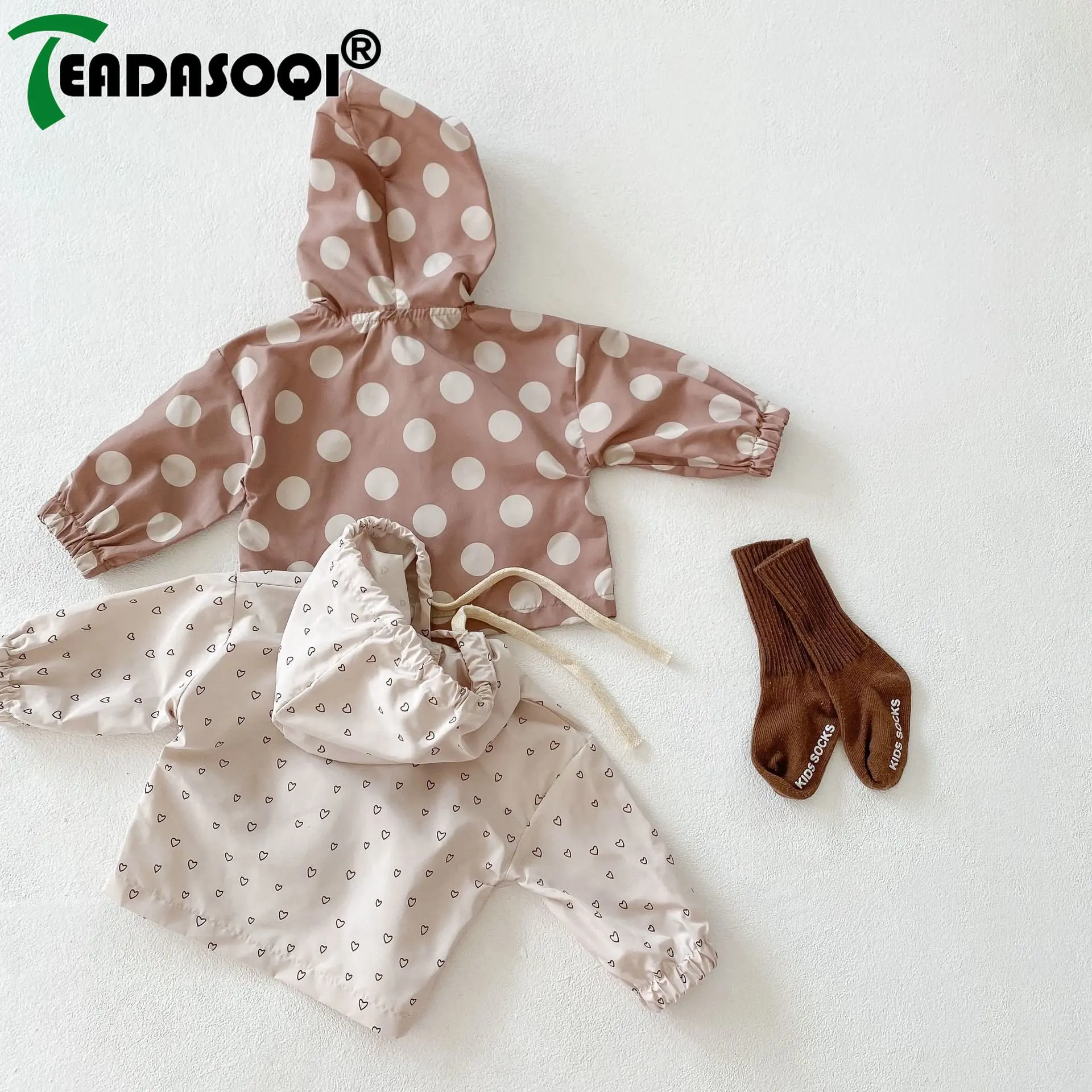 2023 Spring/Summer Windproof Jacket Infant Baby Girls boys Long Sleeve Thin Hooded Coat Dot Print Love Kids Children Sunscreen
2023 Spring/Summer Windproof Jacket Infant Baby Girls boys Long Sleeve Thin Hooded Coat Dot Print Love Kids Children Sunscreen