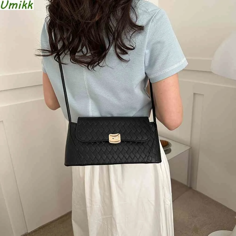 Solid Color Rhombus Metal Buckle Crossbody Bag Women Shoulder Bag PU Leather Satchel Bags Ladies Underarm Bag Fashion Hobo Bag
Solid Color Rhombus Metal Buckle Crossbody Bag Women Shoulder Bag PU Leather Satchel Bags Ladies Underarm Bag Fashion Hobo Bag