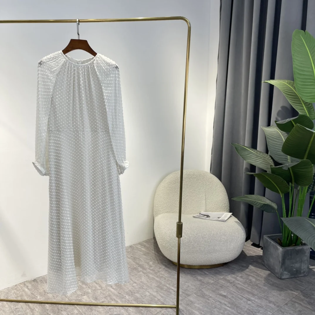 2022 New Spring High Quality Elegant Lady Clothing Polka Dot Flocking Cut Out Sleeve White Midi Waist Dress
2022 New Spring High Quality Elegant Lady Clothing Polka Dot Flocking Cut Out Sleeve White Midi Waist Dress