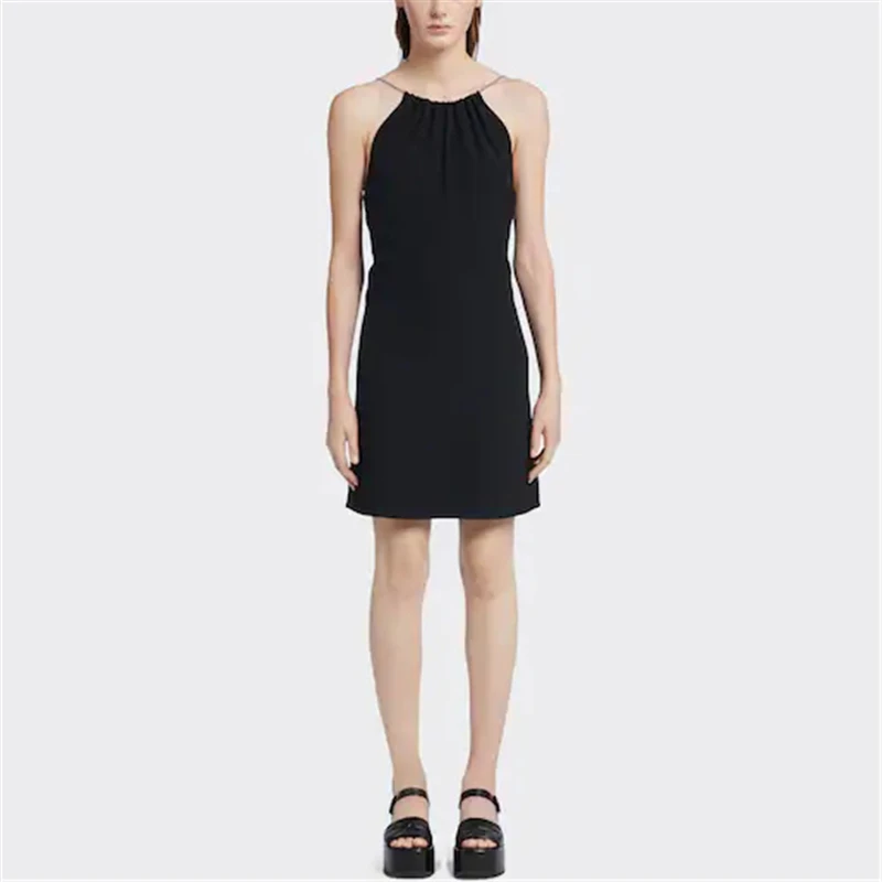 2022 Big Brand Summer New Black Satin Chain Halter Sling Dress Women's Fashion Sexy Backless SleevelessMini Straight A-LineSkirt
2022 Big Brand Summer New Black Satin Chain Halter Sling Dress Women's Fashion Sexy Backless SleevelessMini Straight A-LineSkirt