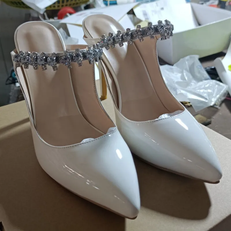 Fashionable women's shoes. About 11cm high heels. Fashion show banquet shoes.Slingbacks shoes. Pointed toe pumps. SIZE:34-45
Fashionable women's shoes. About 11cm high heels. Fashion show banquet shoes.Slingbacks shoes. Pointed toe pumps. SIZE:34-45