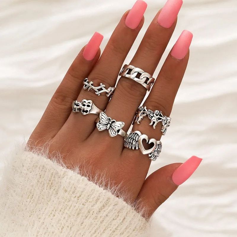 Punk Snake Rings Set for Women Gothic Skull Butterfly Men Ring Fashion Jewelry Gifts Chunky Accessories
Punk Snake Rings Set for Women Gothic Skull Butterfly Men Ring Fashion Jewelry Gifts Chunky Accessories