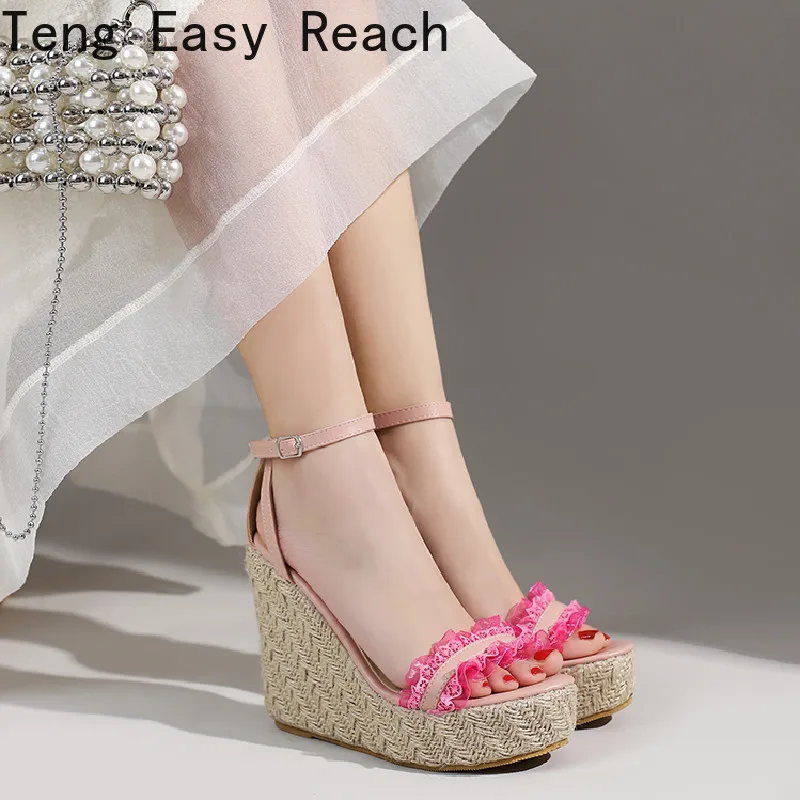 Summer Peep Toe Sandals Women Straw Weave Platform Wedges Sandals Women Fashion Ankle Strap lace High Heels Female Shoes
Summer Peep Toe Sandals Women Straw Weave Platform Wedges Sandals Women Fashion Ankle Strap lace High Heels Female Shoes
