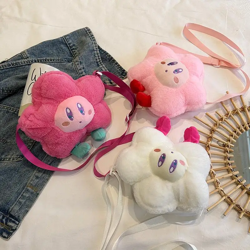 Плюшевая Сумка-Кроссбоди Kirby с мультяшным принтом, милая креативная Коллекция цветов для хранения, мягкий и высококачественный праздничный подарок для девочек
Плюшевая Сумка-Кроссбоди Kirby с мультяшным принтом, милая креативная Коллекция цветов для хранения, мягкий и высококачественный праздничный подарок для девочек