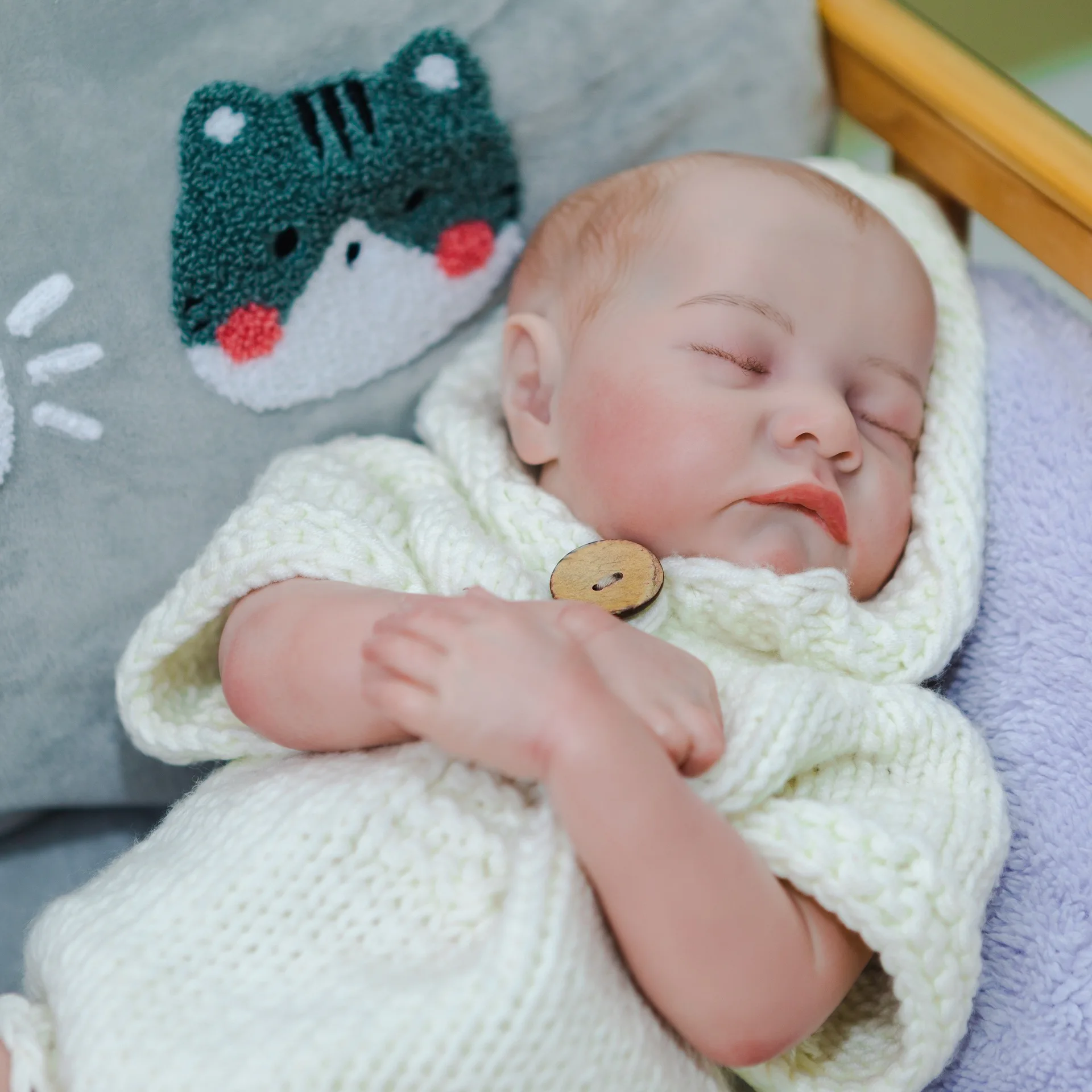 49CM Newborn Baby Doll Reborn Levi Full Body Soft Silicone Flexible 3D Skin Tone with Visible Veins Hand Paint Doll
49CM Newborn Baby Doll Reborn Levi Full Body Soft Silicone Flexible 3D Skin Tone with Visible Veins Hand Paint Doll