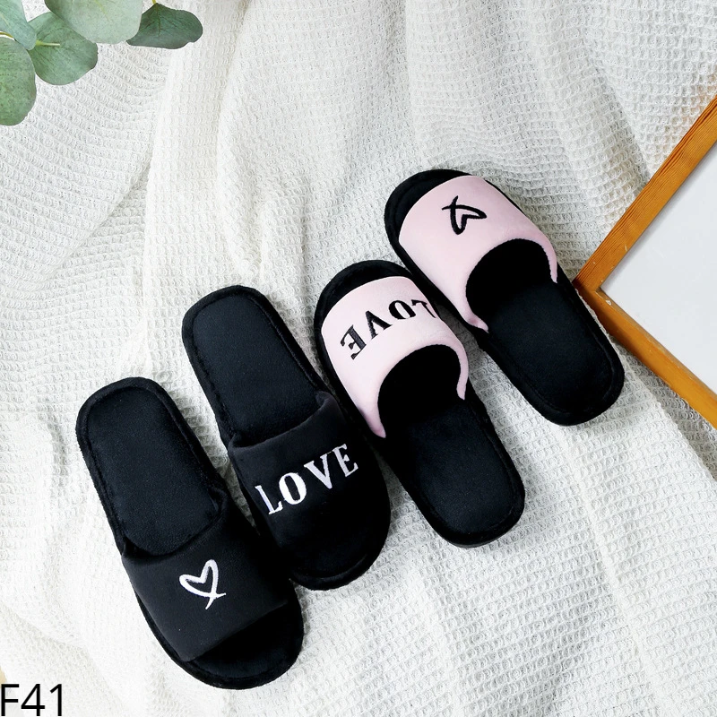 Новинка, Летняя женская обувь, шлепанцы из искусственного меха, обувь с открытым носком, женские сандалии, повседневный плюшевый стиль, женская зимняя обувь
Новинка, Летняя женская обувь, шлепанцы из искусственного меха, обувь с открытым носком, женские сандалии, повседневный плюшевый стиль, женская зимняя обувь