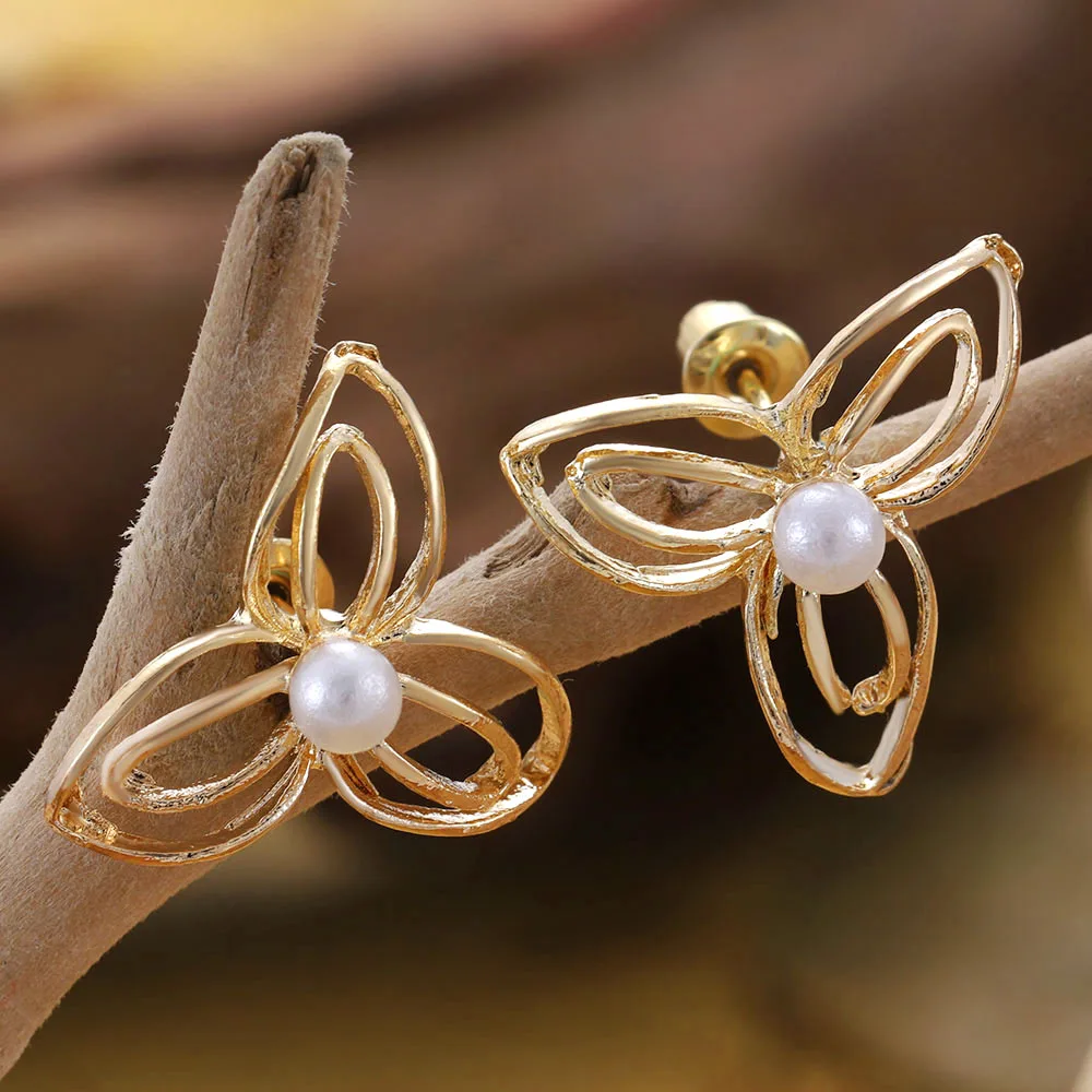 Sexy Woman Gold Flower Earrings Party Club Accessories Ear Stud Earrings Fashion Jewelry Korean Pearl Earrings Moda Mujer 2022
Sexy Woman Gold Flower Earrings Party Club Accessories Ear Stud Earrings Fashion Jewelry Korean Pearl Earrings Moda Mujer 2022