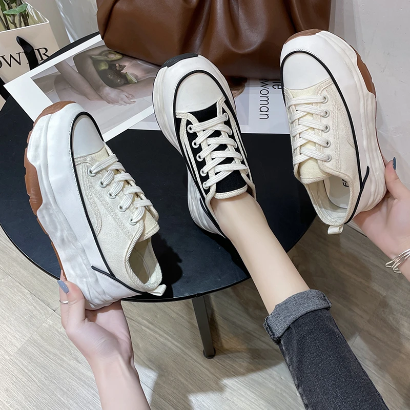 Platform Lace-up Canvas Shoes Women's Shoes 2023 New Low Top Small White Shoes Casual Zapatillas De Deporte
Platform Lace-up Canvas Shoes Women's Shoes 2023 New Low Top Small White Shoes Casual Zapatillas De Deporte